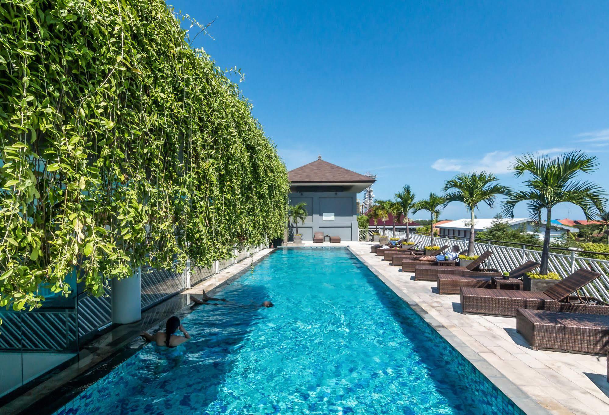 Zen Tuban Airport Hotel 3*