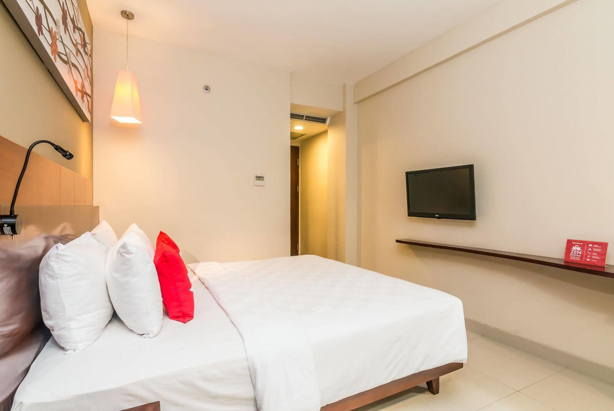 Zen Tuban Airport Hotel 3*