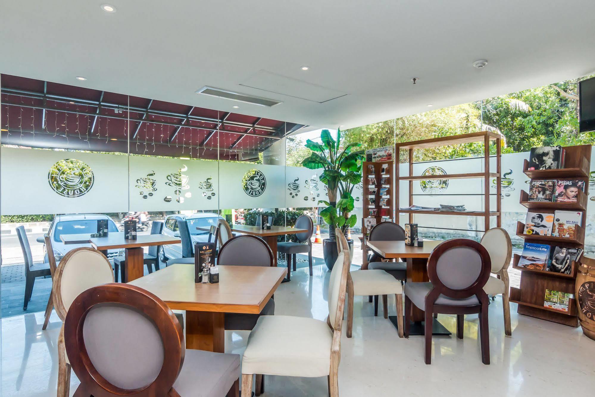 Hotel Zen Tuban Airport